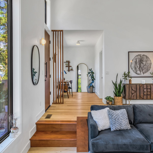 WEB-24-MikeRiddle-HomeFeature_WineArtDeco-5
