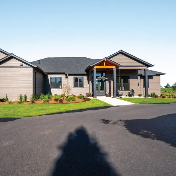WEB-24-MikeRiddle-HomeFeatures_Hemphill-11 Willamette Valley Ranch